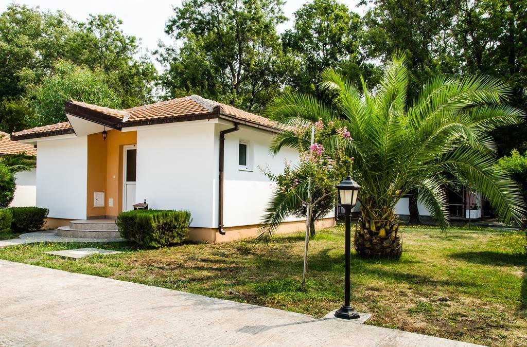 Htp Velika Plaza Ulcinj Hotel Екстериор снимка