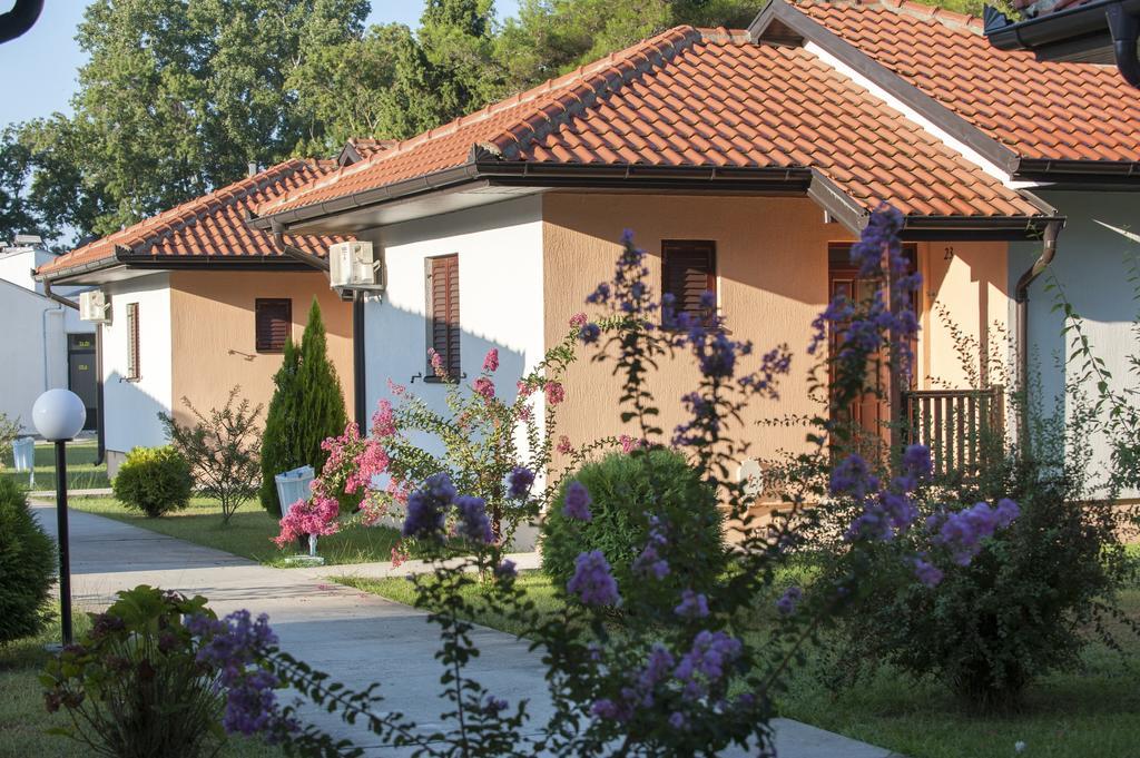 Htp Velika Plaza Ulcinj Hotel Стая снимка